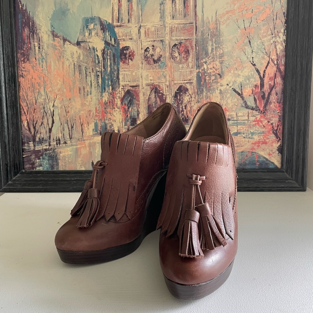 Aldo Sz EU37 Wedge Heel Brown Vintage Style Boots With Tassles - Picture 6 of 7